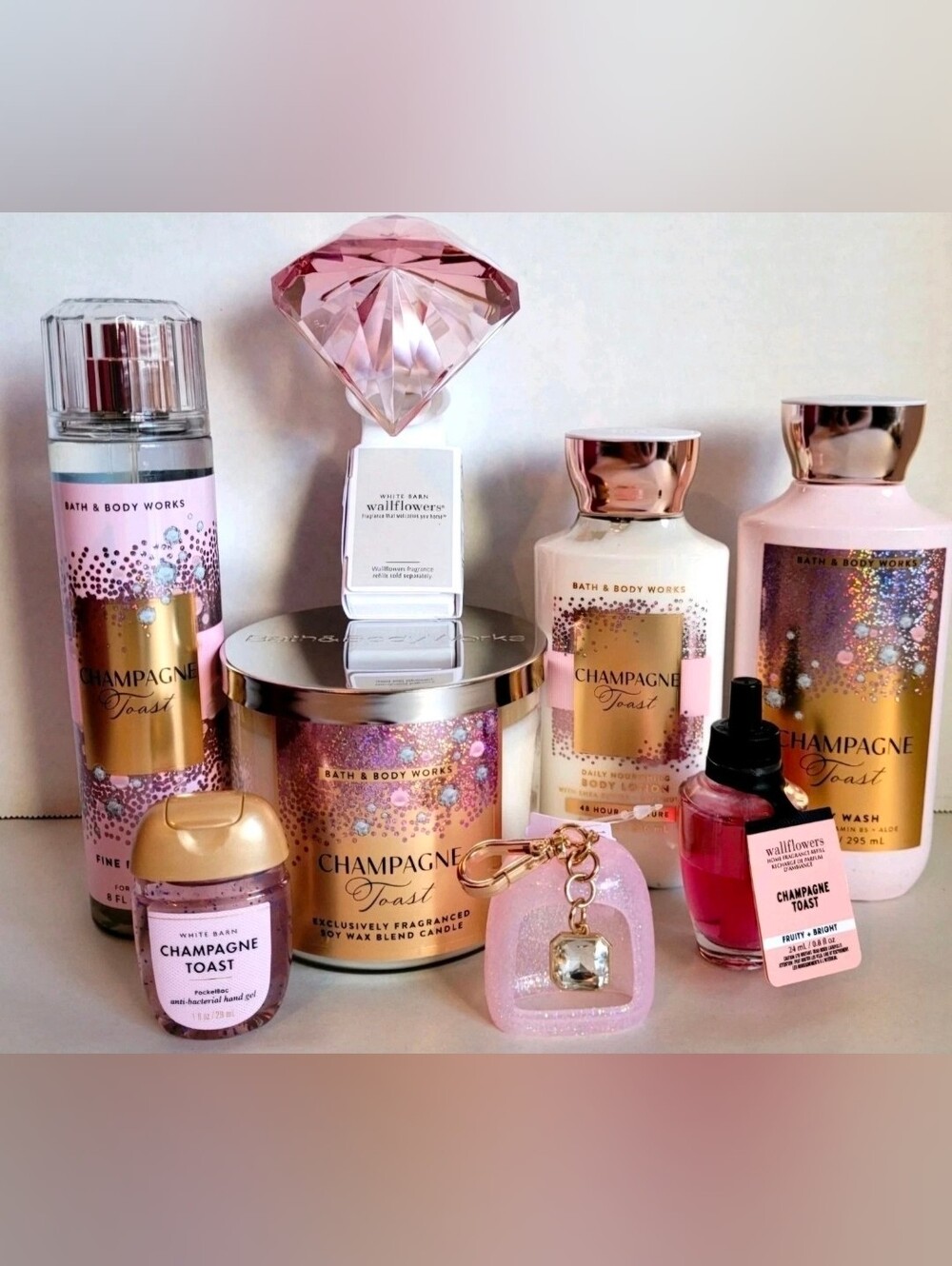 BATH AND BODY WORKS CHAMPAGNE TOAST TOTE BAG 9-PC GIFT BOX RARE - Picture 4 of 5
